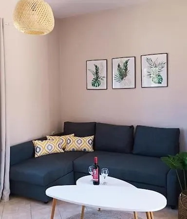 Verano Oasis Apartment_near The Sea-free Parking Appartamento
